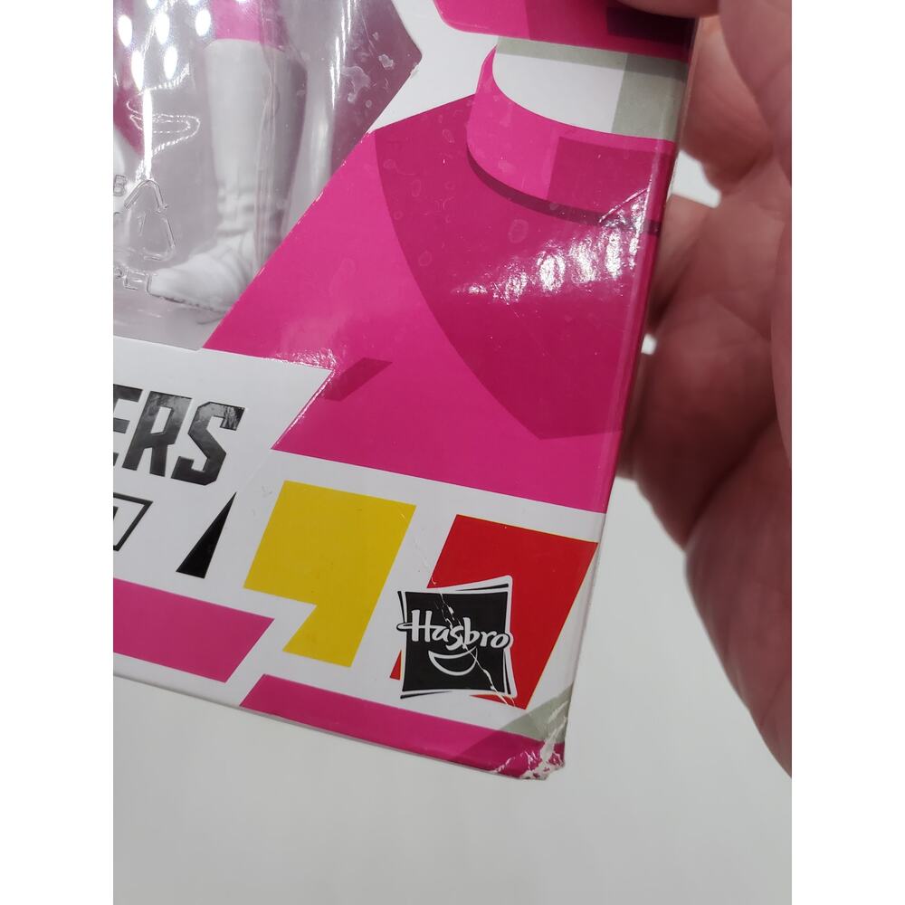 Power Rangers Lighting Collection - In Space Pink Ranger - Picture 5 of 7